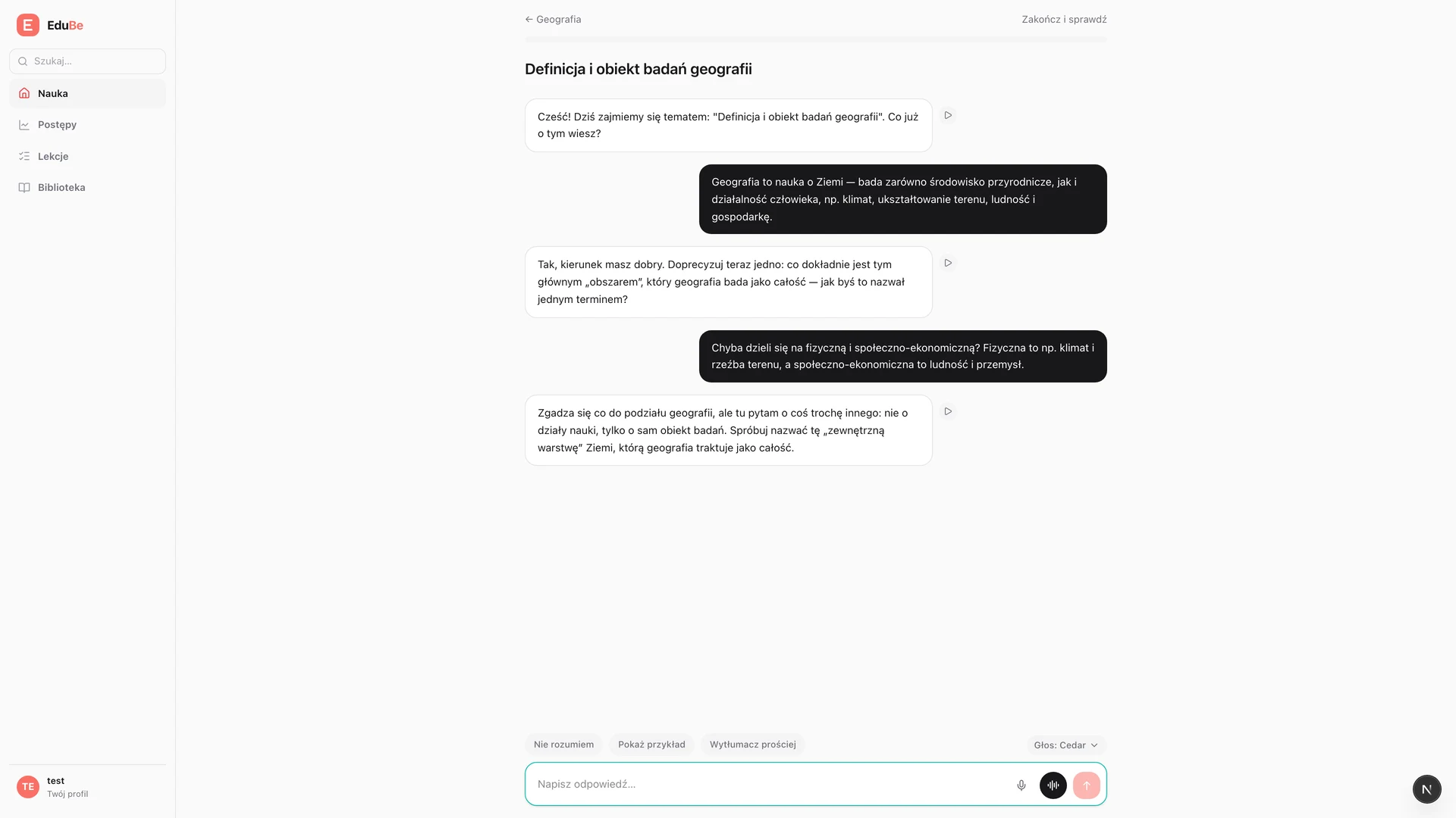 Tutor prowadzi ucznia do odpowiedzi pytaniami diagnostycznymi.